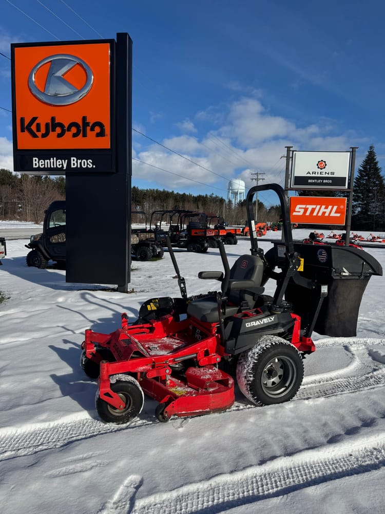 Gravely ZTHD48 with bagger